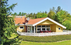 3 Bedroom Beautiful Home In Hejls in Hejls